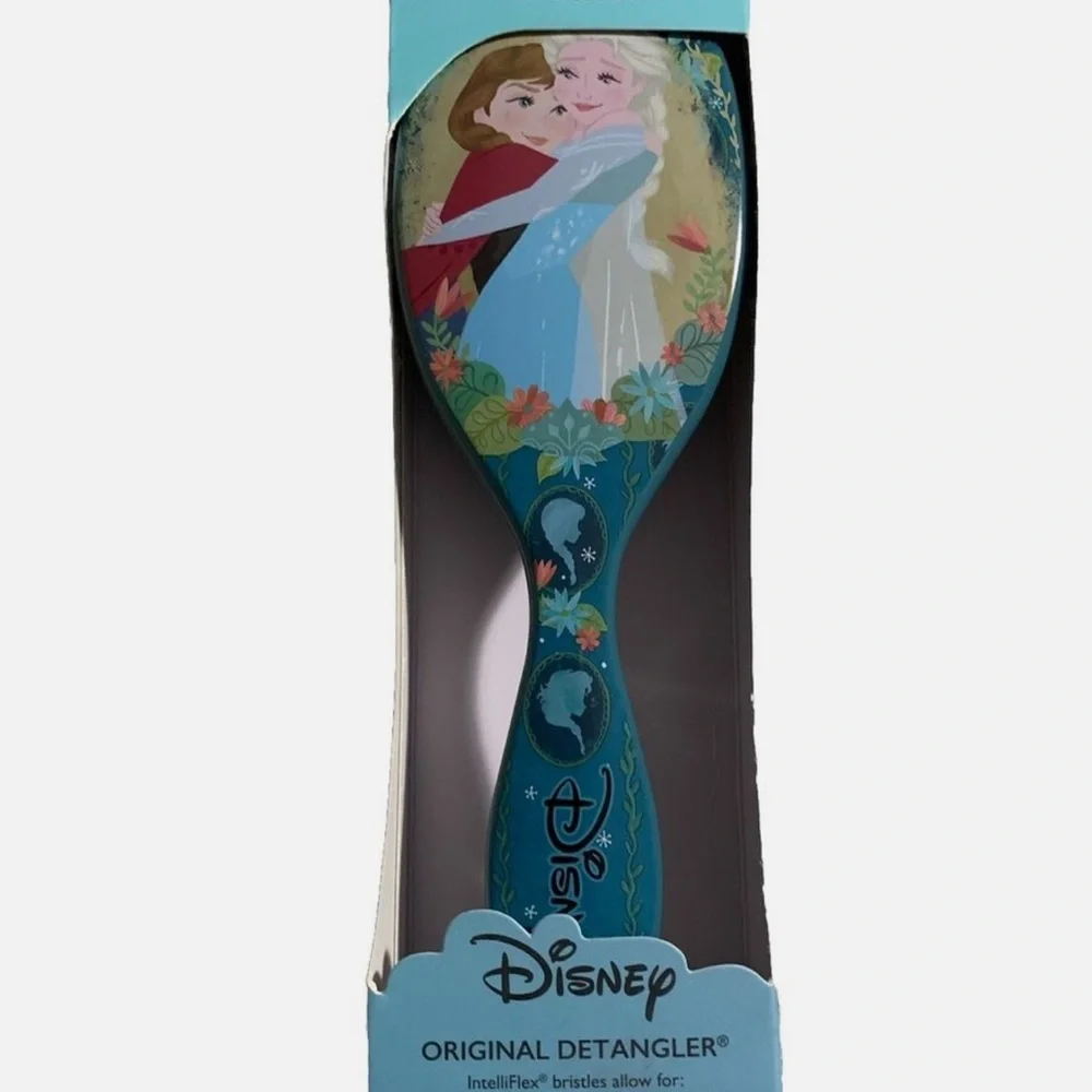 NIB Wet Brush Original Detangler Disney Frozen 2 - Anna & Elsa